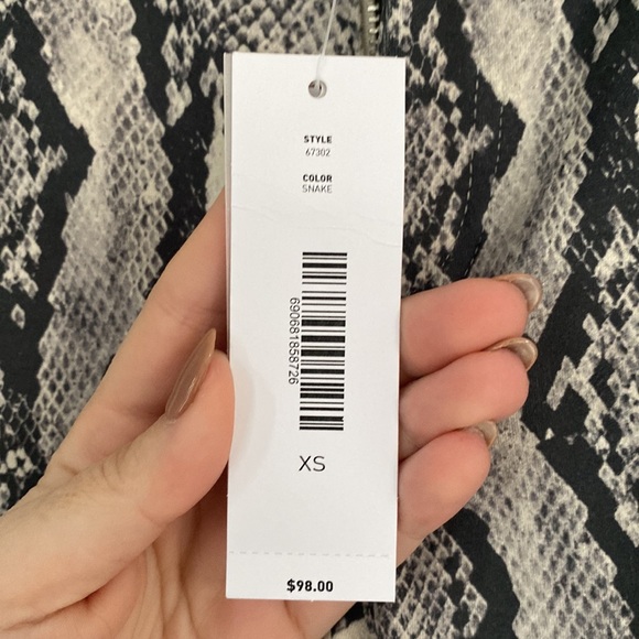 NWT Sunset and Spring Faux Snake Ankle Pants (SUPER SOFT) - Picture 3 of 4